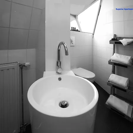 Luxury Delft